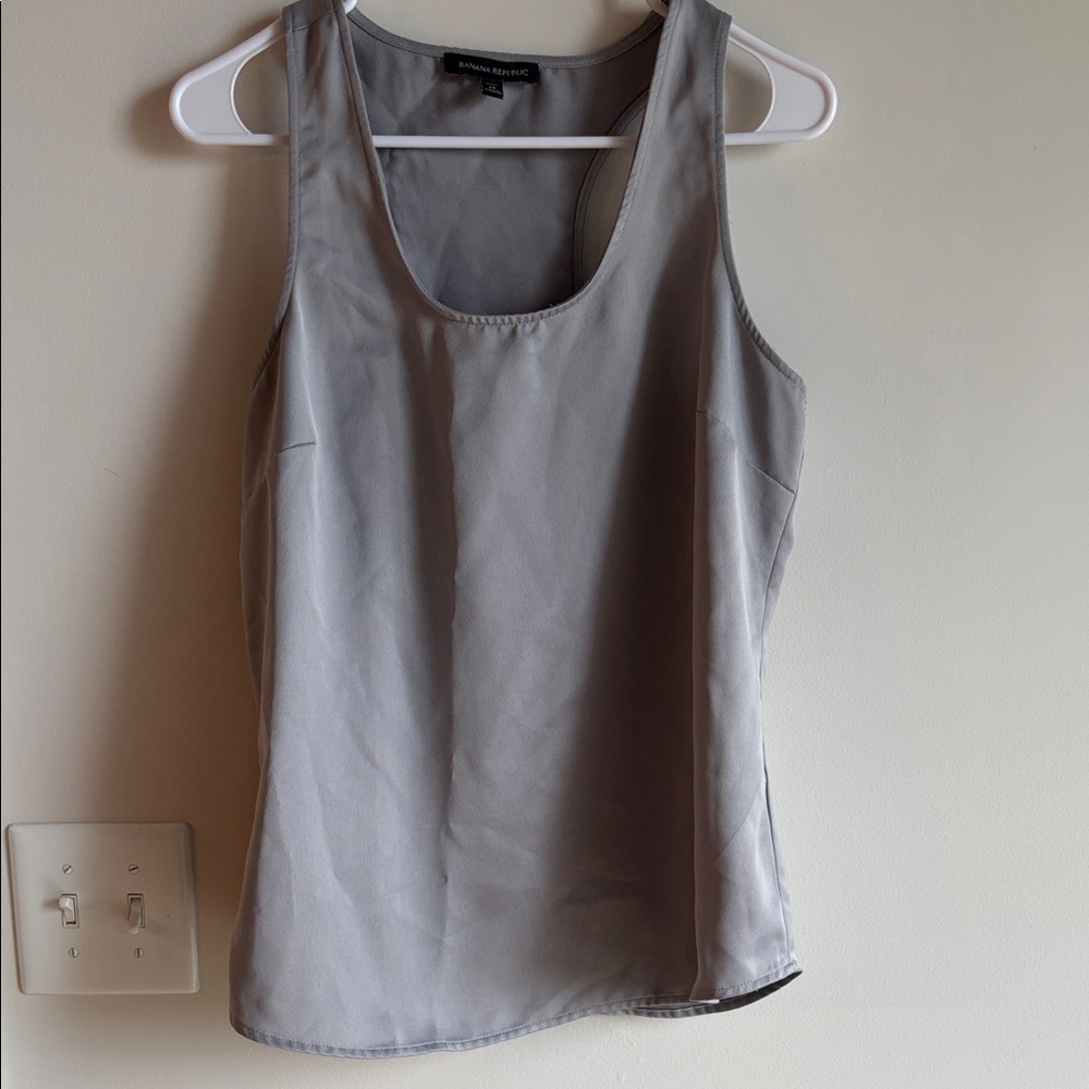 Banana Republic Light Gray Satin Scoop Neck Tank